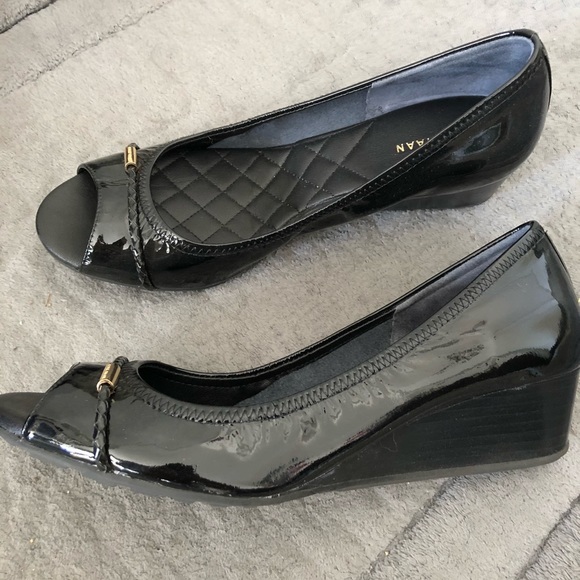 Cole Haan comfy kitten wedge shoes - Picture 2 of 4